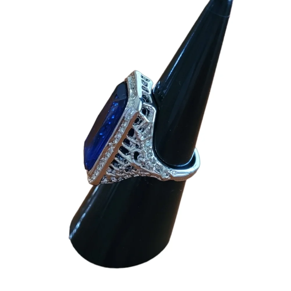 Blue Faux Sapphire Emerald‎ Cut Cocktail Ring Silver Halo Filigree Band Size 7
